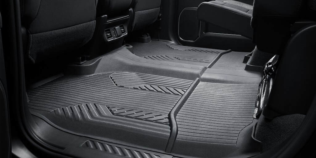 Haz más cómodo el interior de tu camioneta, Chevrolet Silverado Turbo 2025